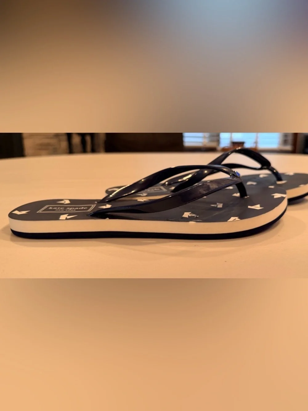 Kate Spade New York | ladies  Fiji flip-flop sandals. Size: 7B